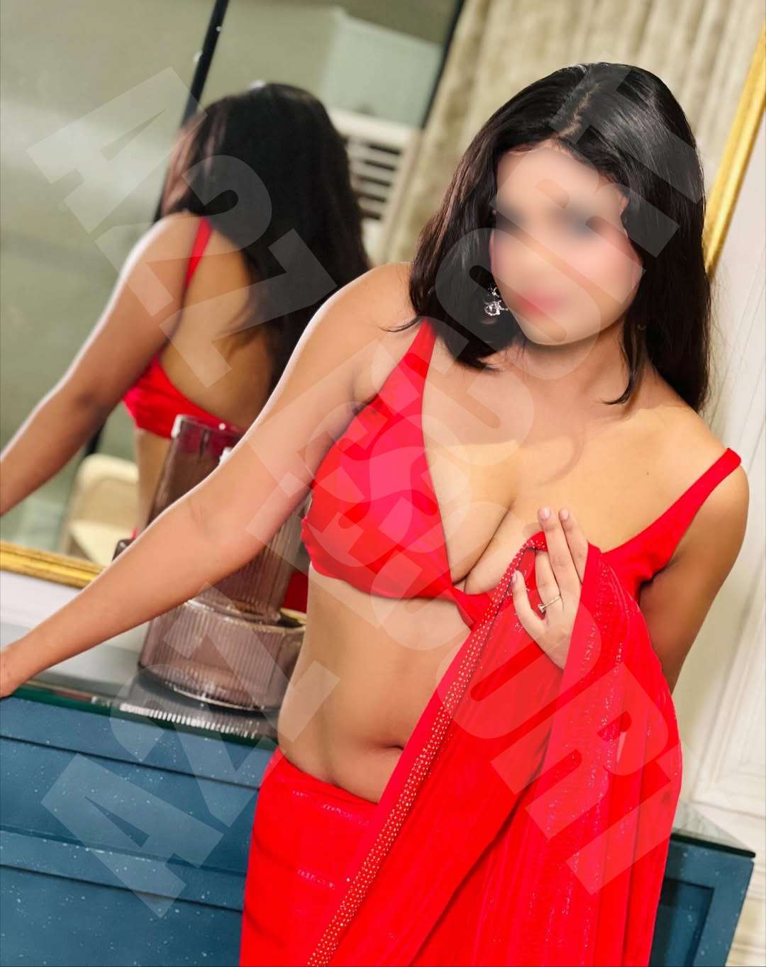call girls in Tapovan with stunning companions, playful brunette Call Girl in Tapovan enjoying the outdoors
